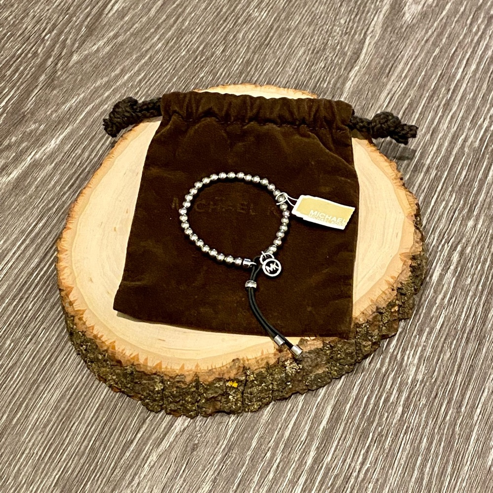 🪴HP🪴 Michael Kors Silver Beaded Stretch Bracelet with MK Logo Padlock NWT